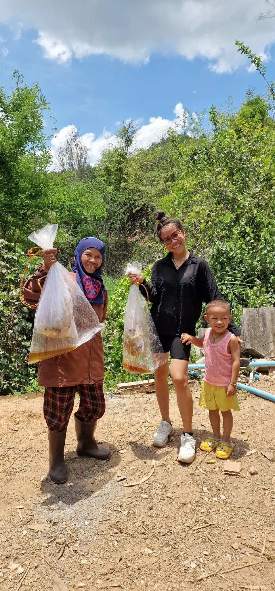 Local Thai workers during honey harvest season